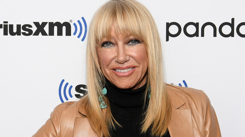 Suzanne Somers smiling