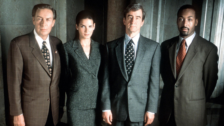 Jerry Orbach, Angie Harmon, Sam Waterson, and Jesse L. Martin