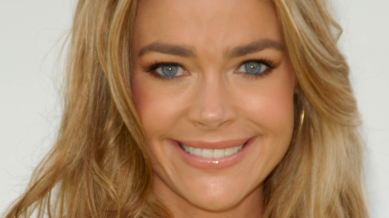 Denise Richards smiling