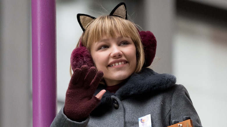 Grace VanderWaal waving