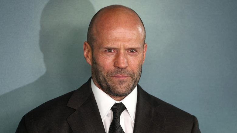 Jason Statham posing in 2008