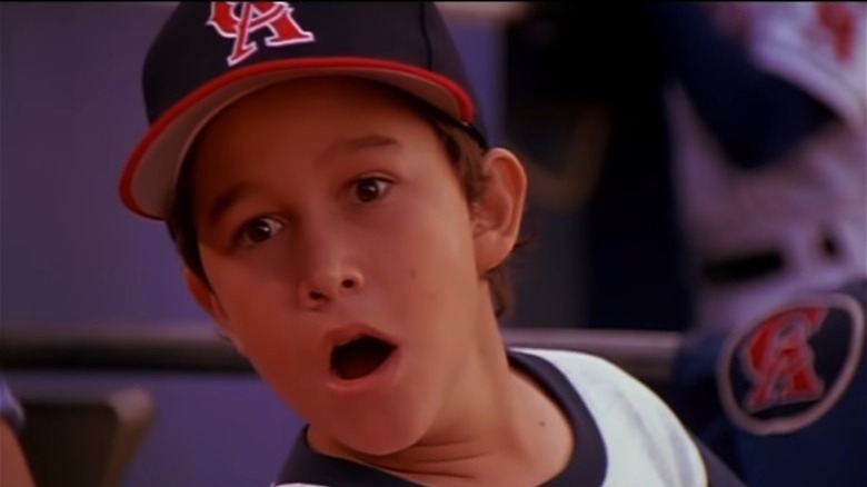 Joseph Gordon-Levitt in baseball hat