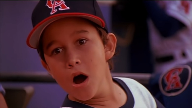 Joseph Gordon-Levitt in baseball hat