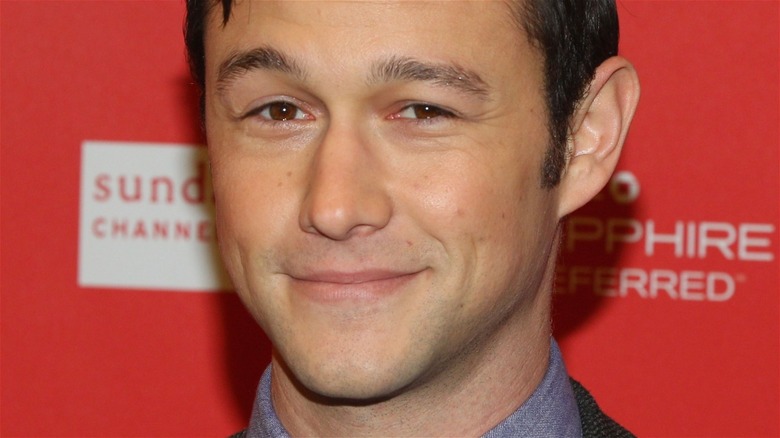 Joseph Gordon-Levitt smiling