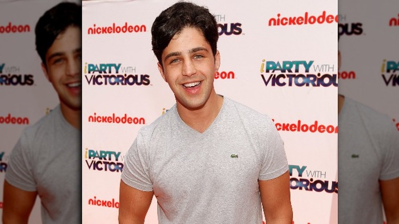 Actor Josh Peck arrives for the Nickelodeon's "iParty With Victorious" Summer Party