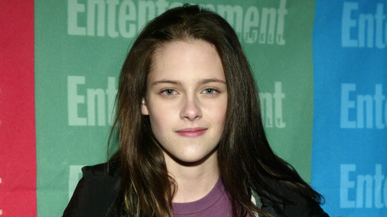 Kristen Stewart posing
