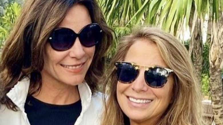 Luann de Lesseps and Jill Zarin posing for selfie