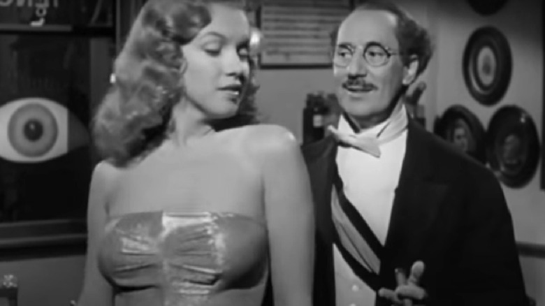 Marilyn Monroe acting with Groucho Marx