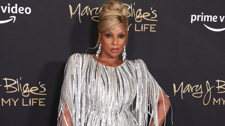 Mary J. Blige attends the "Mary J Blige's My Life" New York Premiere 