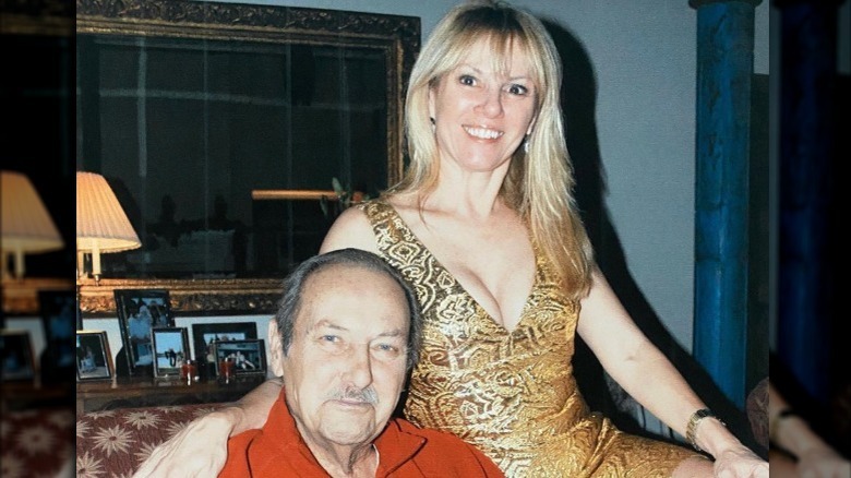 Ramona Singer posing with her father