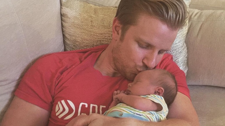 Sean Lowe kissing son Samuel