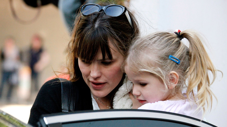 Jennifer Garner holds Violet as a toddler