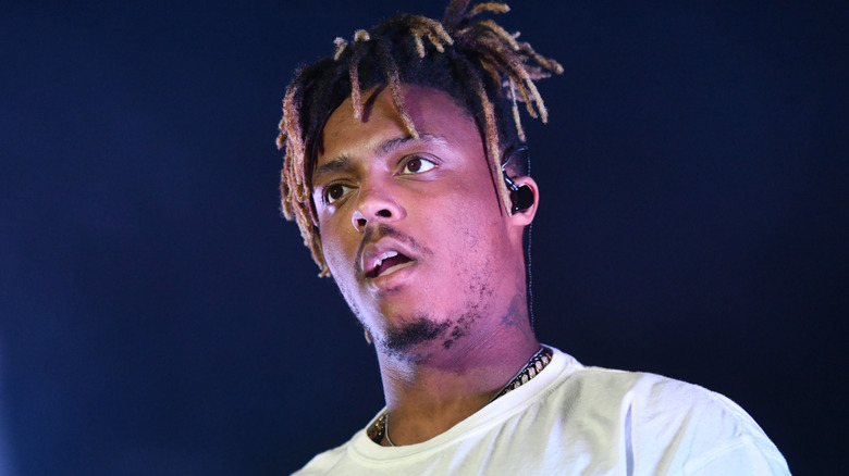 Juice WRLD performing
