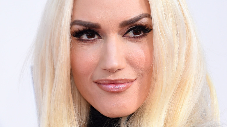 Gwen Stefani at the American Music Awards 2015