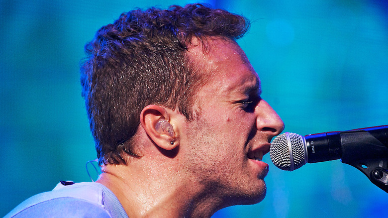 Chris Martin singing