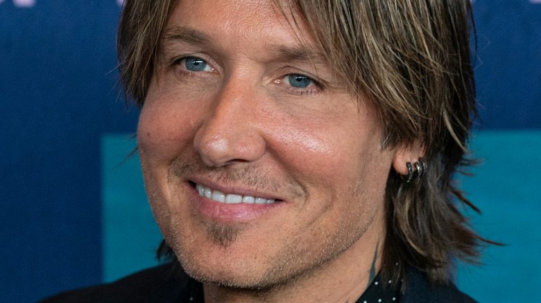 Keith Urban on the red carpet