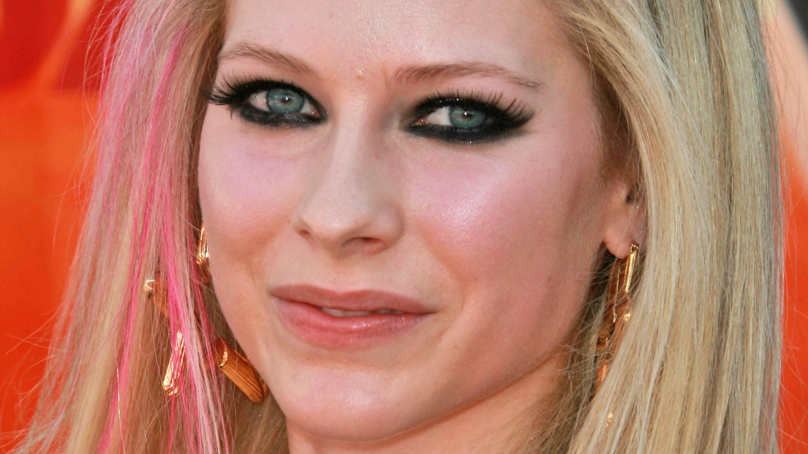 The Truth About Avril Lavigne And Mod Sun