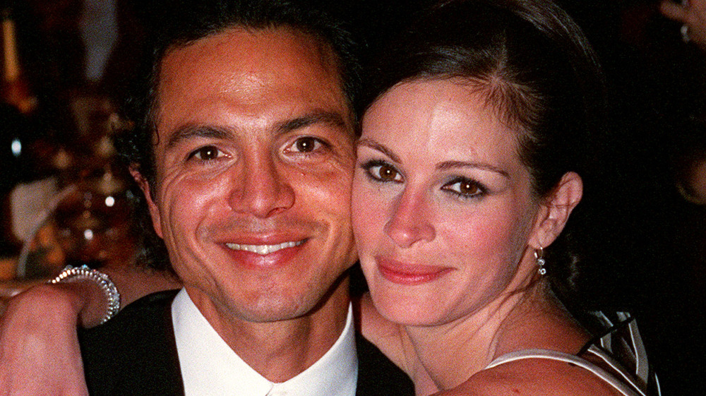 Benjamin Bratt, Julia Roberts