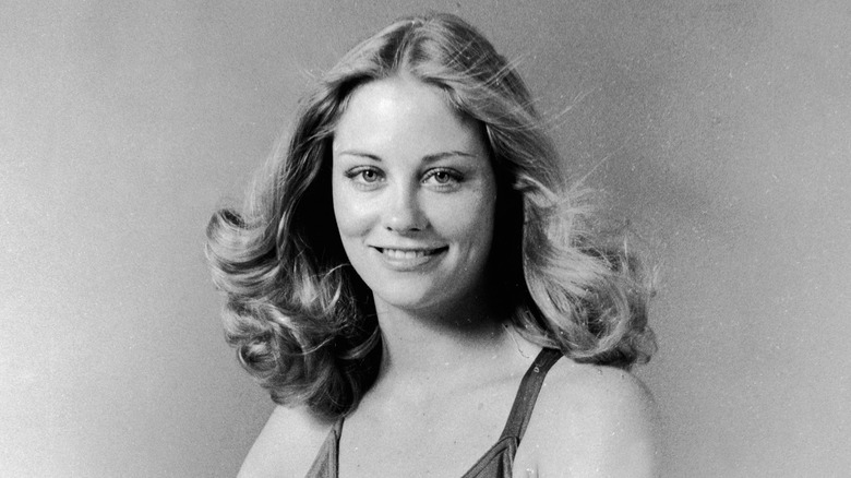 Cybill Shepherd posing