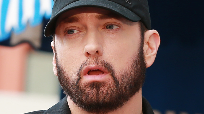 Eminem appearing at 50 Cent's Hollywood hall of fame induction