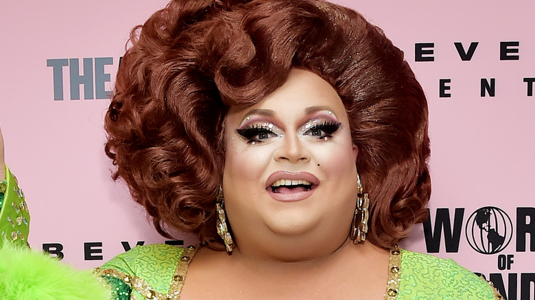 ginger minj 60s wig