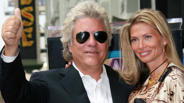 Jon Peters and Mindy Peters smiling