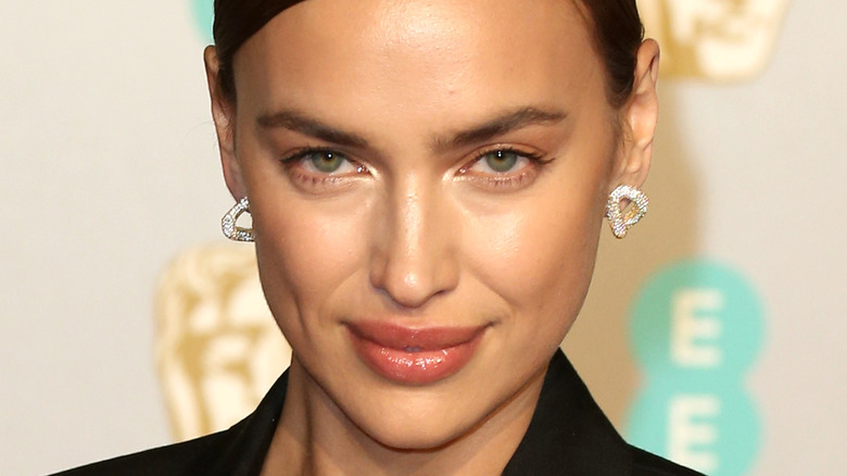 irina shayk diamond earrings