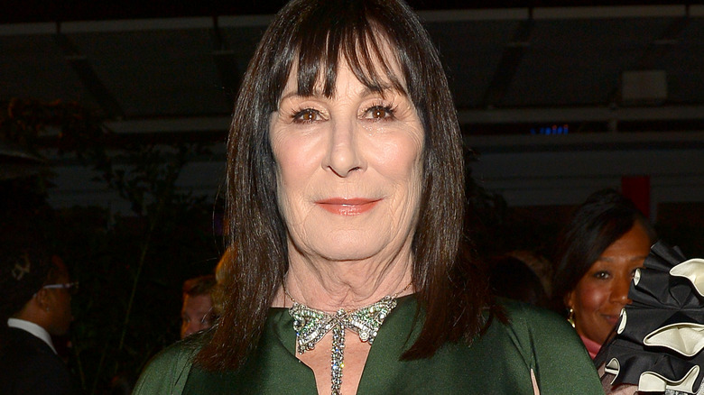 Anjelica Huston smiling 