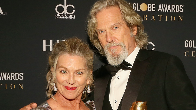 Susan Geston and Jeff Bridges posing