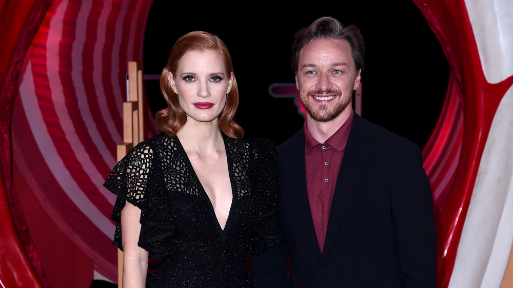 Jessica Chastain and James McAvoy posing together