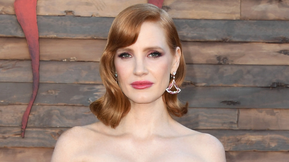Jessica Chastain posing on the red carpet