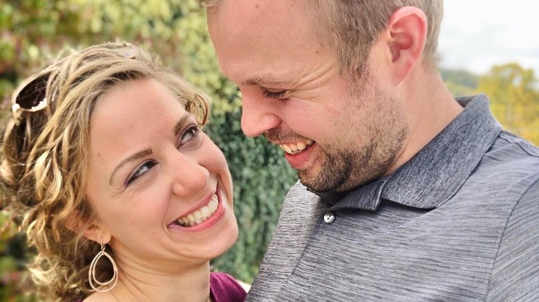 Abbie Duggar gazing at husband