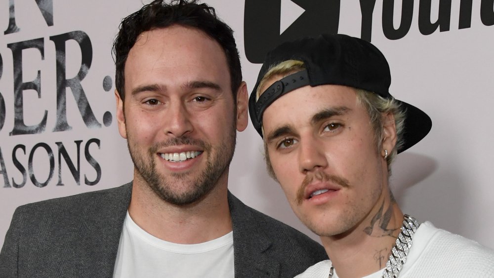 What record label is justin bieber signed to