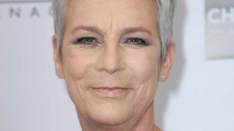 Jamie Lee Curtis red carpet 