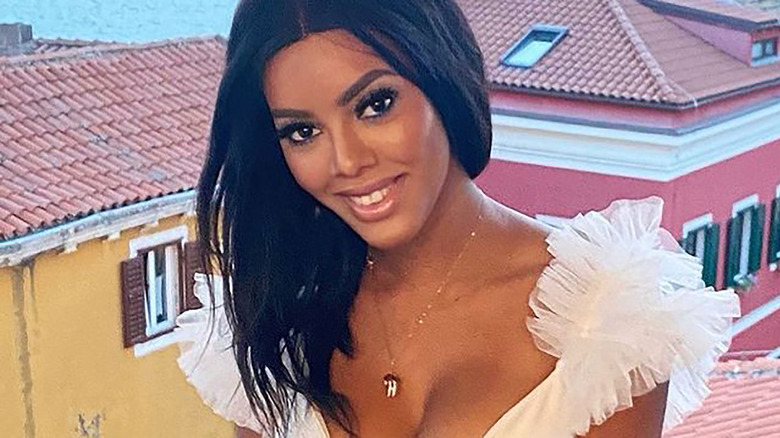 Lexi Wilson of Below Deck Med smiling at camera