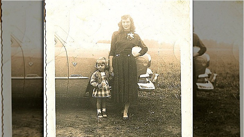 Betty Sue Lynn and Loretta Lynn