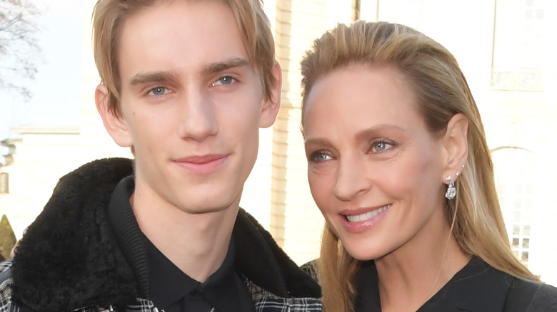 Levon Thurman-Hawke and Uma Thurman pose for pictures