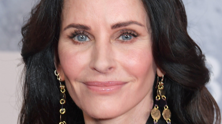 Courteney Cox smiling