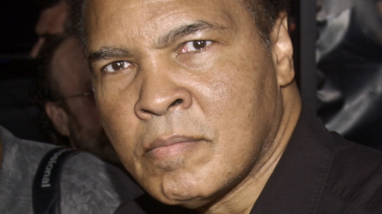 Muhammad Ali posing 
