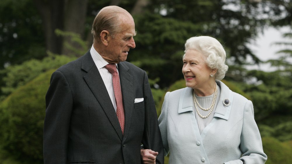 Queen Elizabeth and Prince Philip visit Broadlands to mark their Diamond Wedding Anniversary in 2007