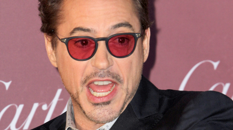 Robert Downey Jr. arrives at the 2015 Palm Springs Film Festival Awards