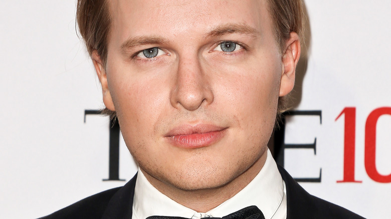 ronan farrow slicked hair