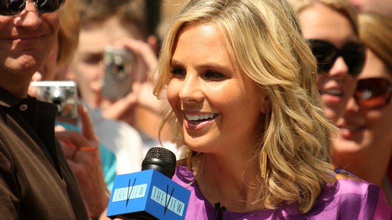Elisabeth Hasselbeck speaking 