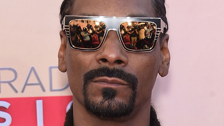 Snoop Dogg wearing shades