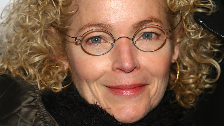 Amy Irving red carpet