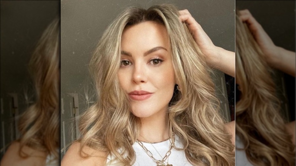 Anna Redman takes a selfie