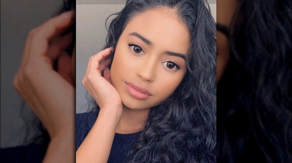 Jessenia Cruz posing for a selfie on Instagram