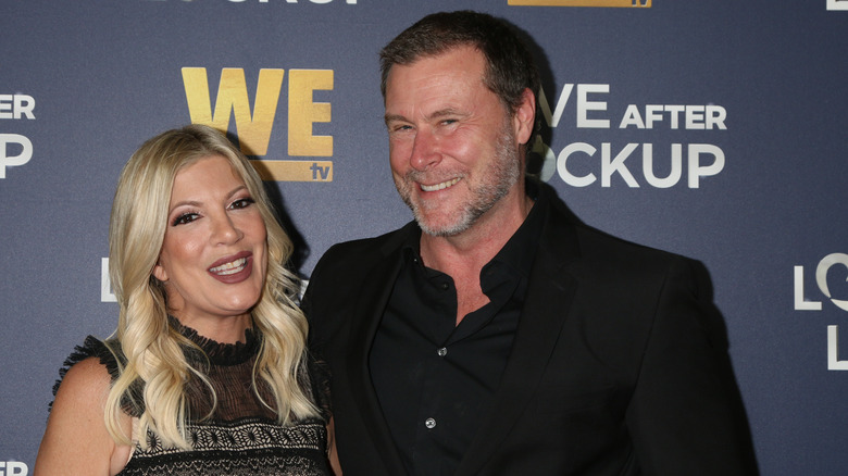 Tori Spelling and Dean McDermott red carpet 