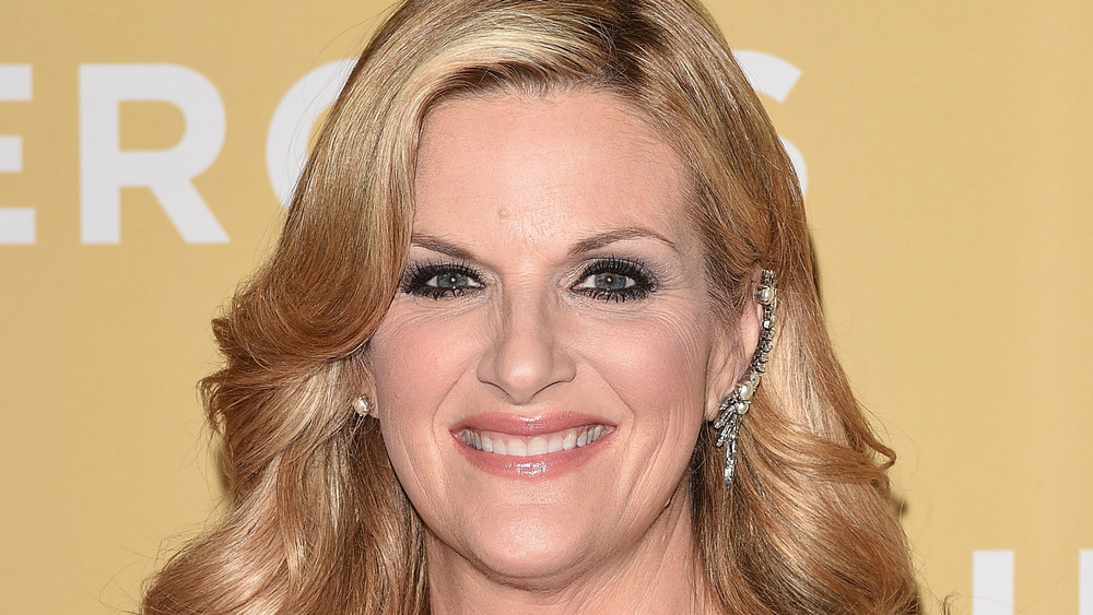 Trisha Yearwood smiling on the red carpet