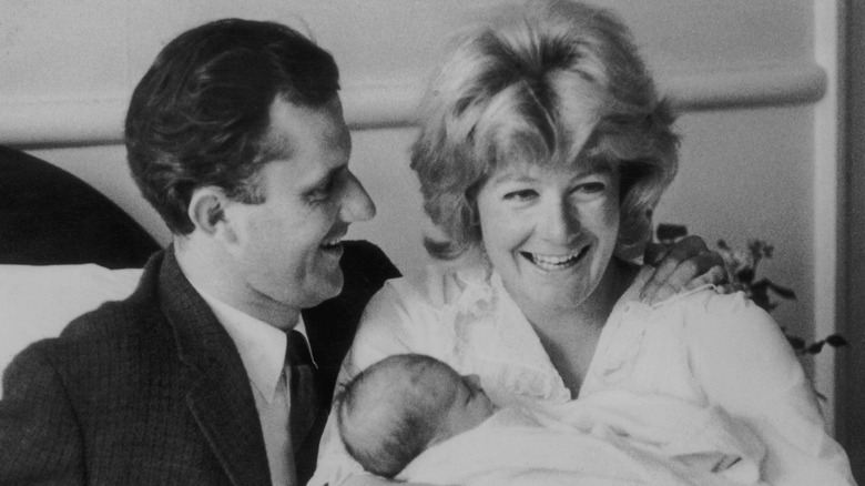 Tony Richardson and Vanessa Redgrave and baby, hospital room
